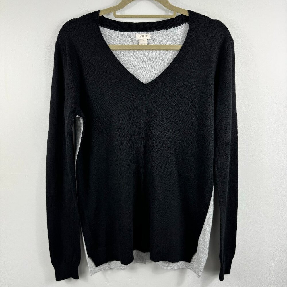 J. Crew Factory Women's V-Neck Black and Gray Wool Blend Sweater Size M